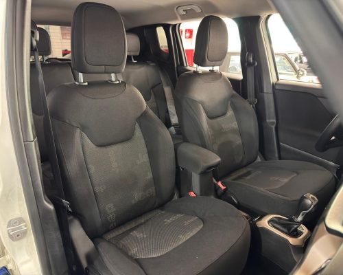 343808-jeep-renegade-20241130133551081340