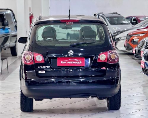 366101-volkswagen-spacefox-20250423115012109202