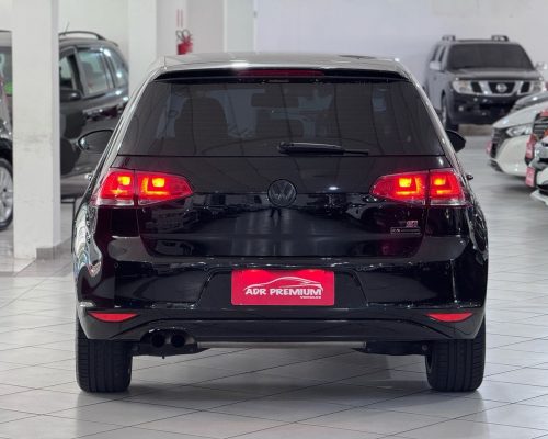 366914-volkswagen-golf-20250426125039166946