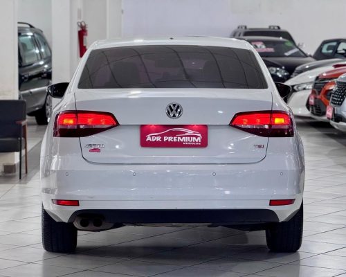 367809-volkswagen-jetta-20250502122951806284