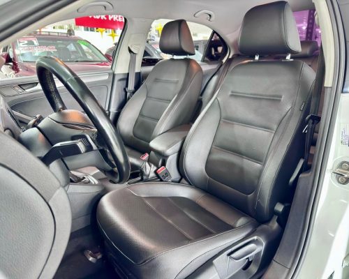367809-volkswagen-jetta-20250502122954852627