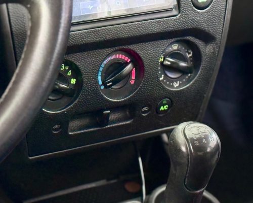 369742-ford-fiesta-20250514132311389560