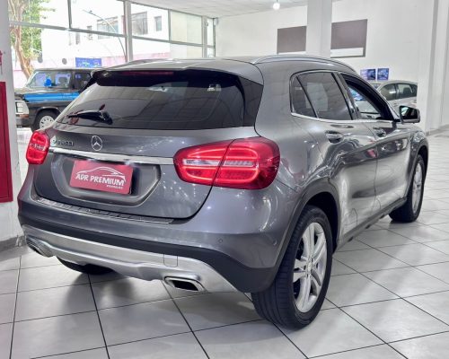 374701-mercedes-benz-gla-200-20250610171131747865