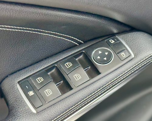 374701-mercedes-benz-gla-200-20250610171132971153