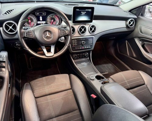 374701-mercedes-benz-gla-200-20250610171133302930