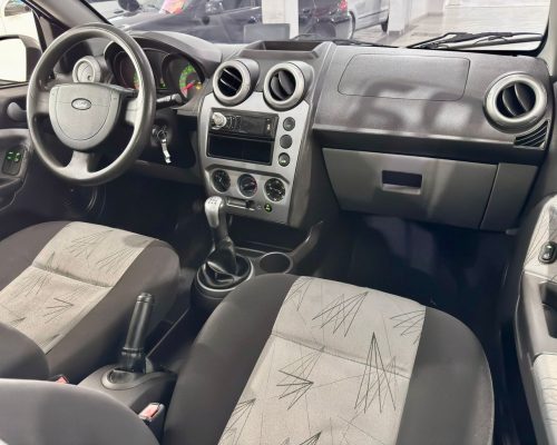 376236-ford-fiesta-20250619175919032883