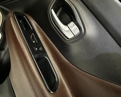 377777-jeep-renegade-20250629140150054857