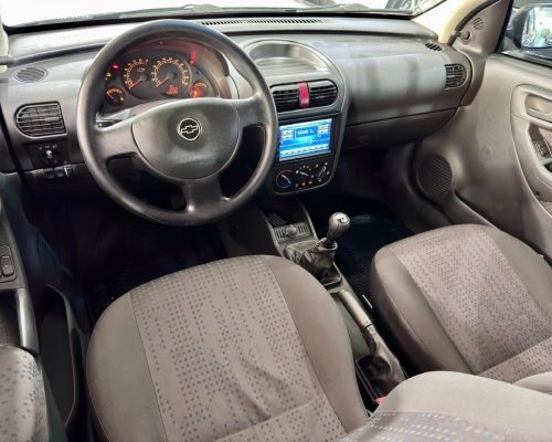 380547-chevrolet-corsa-20250716124636479403