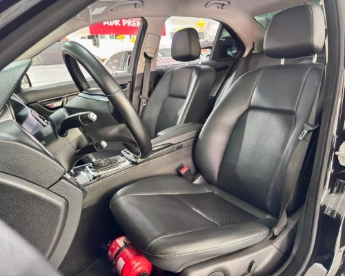 380819-mercedes-benz-c-180-20250717143554241533
