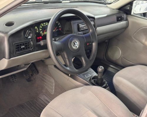 384459-volkswagen-santana-20250808221153394246