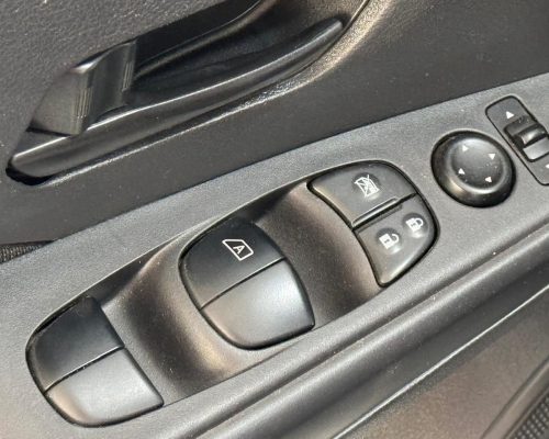 387888-nissan-kicks-20250827172603348350