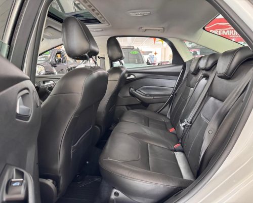 388063-ford-focus-20250828141159828052