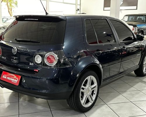 388281-volkswagen-golf-20250829152159089501