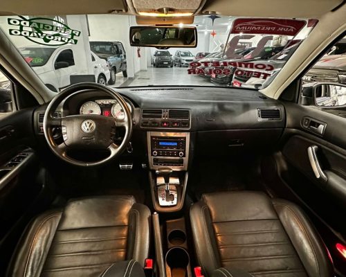 388281-volkswagen-golf-20250829152202040500