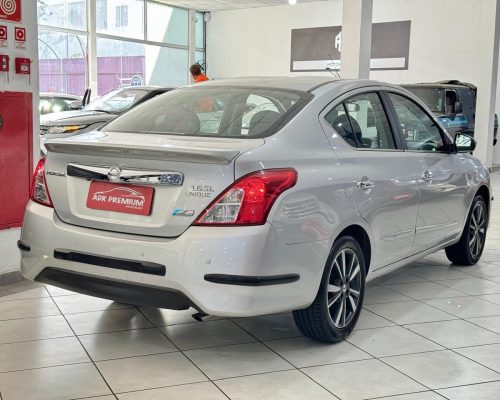393282-nissan-versa-20250926181228651772