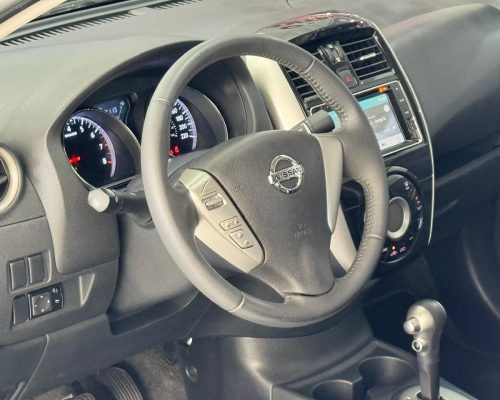 393282-nissan-versa-20250926181229387249