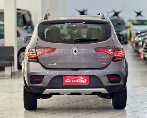 394465-renault-sandero-20251003153459161795