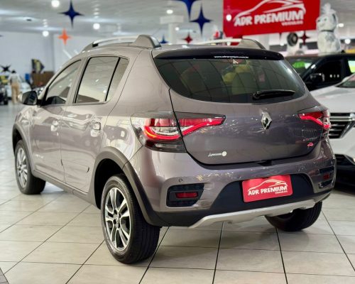394465-renault-sandero-20251003153459890262