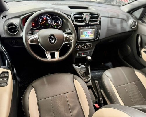 394465-renault-sandero-20251003153500824663