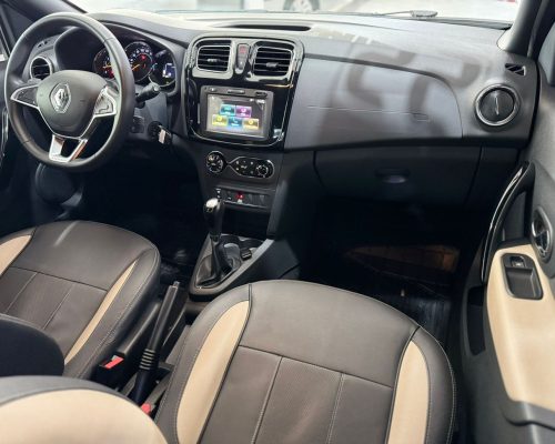 394465-renault-sandero-20251003153502155101