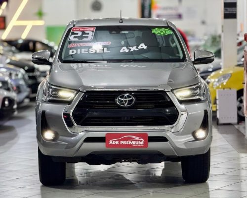 395627-toyota-hilux-20251010123358707259