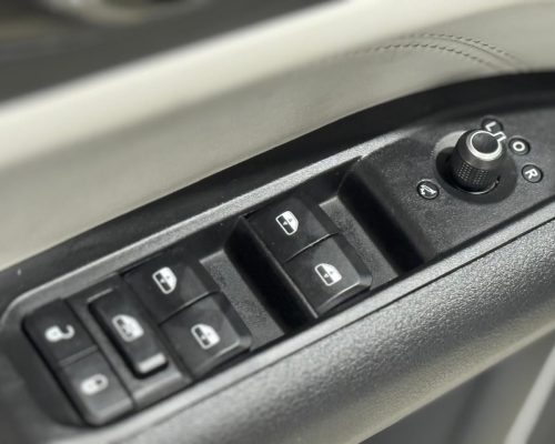 395812-jeep-commander-20251011121949690780