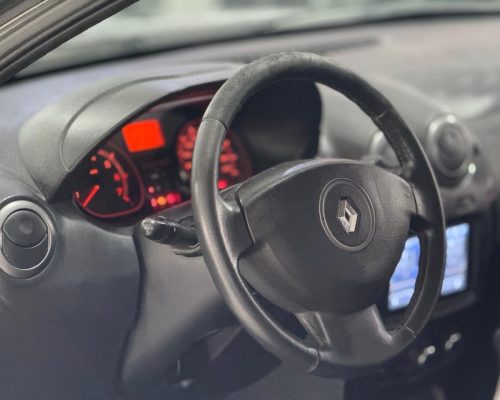 398502-renault-sandero-20251028111143495807