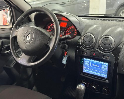 398502-renault-sandero-20251028111144539499