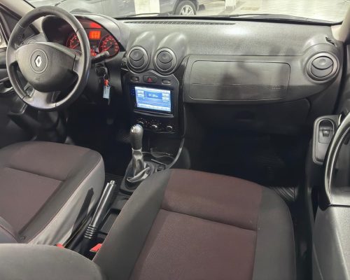 398502-renault-sandero-20251028111144768763