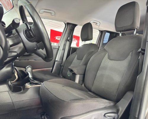 398718-jeep-renegade-20251029111007113408