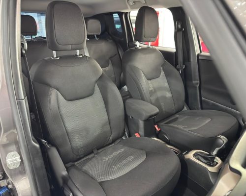 398718-jeep-renegade-20251029111007594558