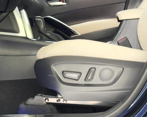 399113-toyota-corolla-cross-20251031121655614159