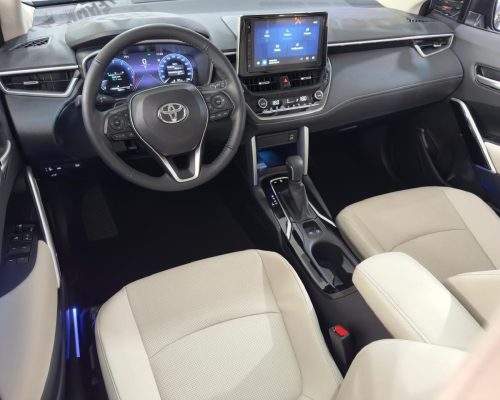 399113-toyota-corolla-cross-20251031121656093120