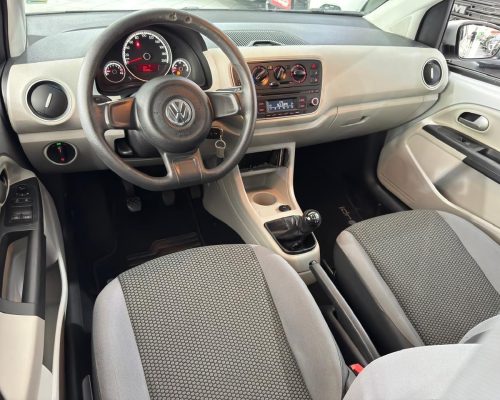 399793-volkswagen-up-20251104184149388800