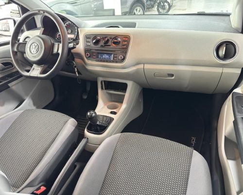 399793-volkswagen-up-20251104184149661477