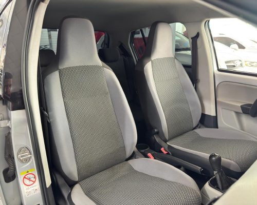 399793-volkswagen-up-20251104184149741068