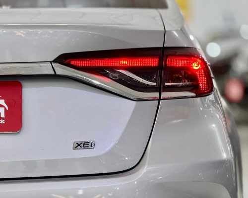 400048-toyota-corolla-20251106113905217257