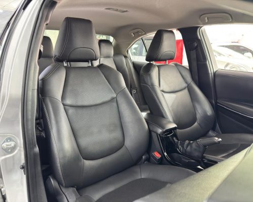 400048-toyota-corolla-20251106113906518334