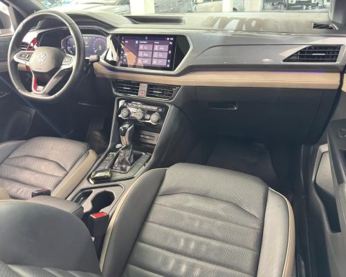 402350-volkswagen-taos-20251119183436354156