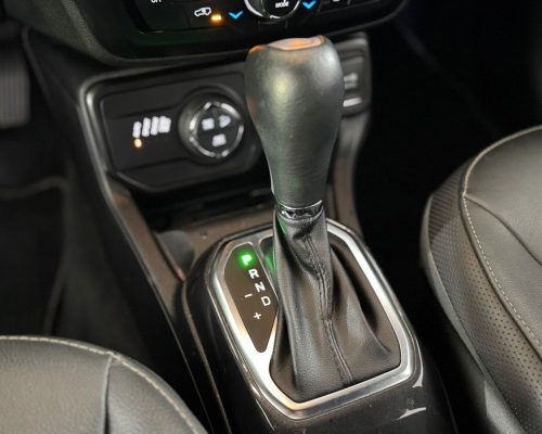 403299-jeep-renegade-20251126162234536052