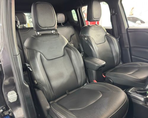 403299-jeep-renegade-20251126162235383196