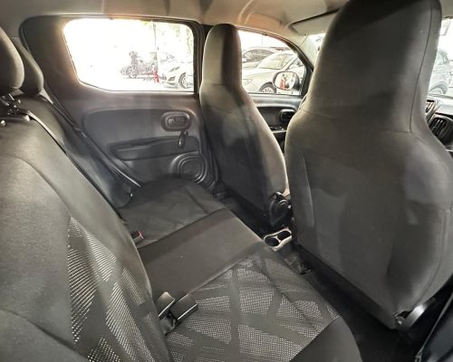 404171-fiat-mobi-20251202113100758575