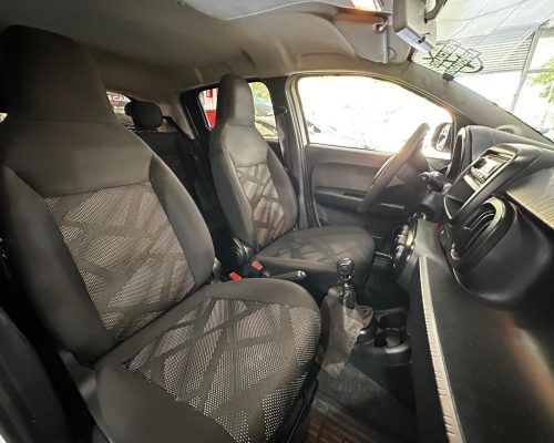 404171-fiat-mobi-20251202113101428049