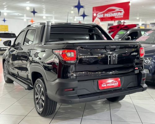 404519-fiat-strada-20251203174432357142