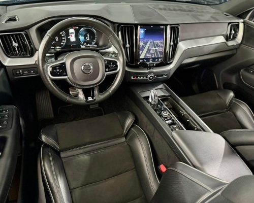 413868-volvo-xc60-20260211155847215877