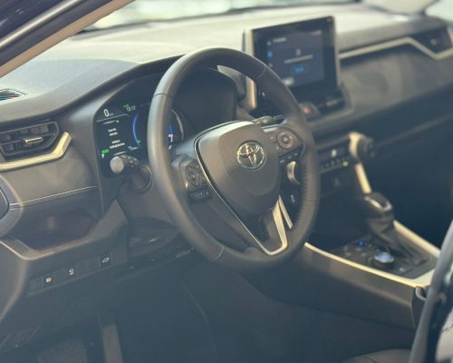 416503-toyota-rav4-20260303214702832062