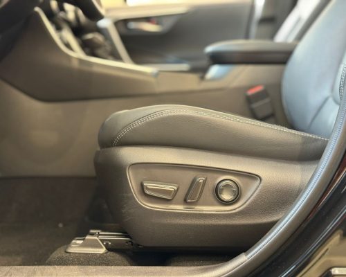 416503-toyota-rav4-20260303214705339548