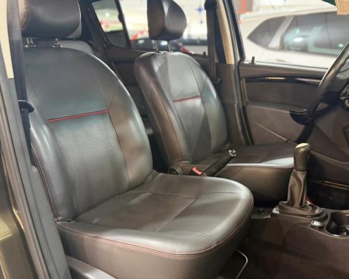 5b913b5d-a129-45a3-abfb-16e3ff73f206