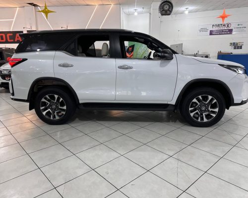 88ad85d0-b7c9-4a1b-808a-b3317365a4b3