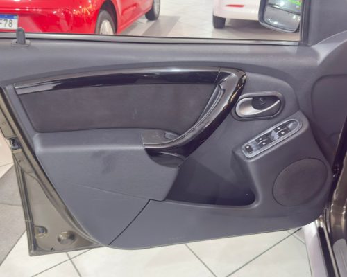 8a421b3d-36d3-4b98-aa54-63e2d0b3c3be